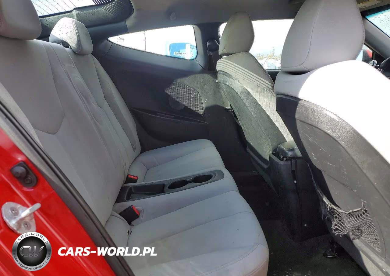2013 Hyundai Veloster VIN:KMHTC6AD5DU093164 - 10