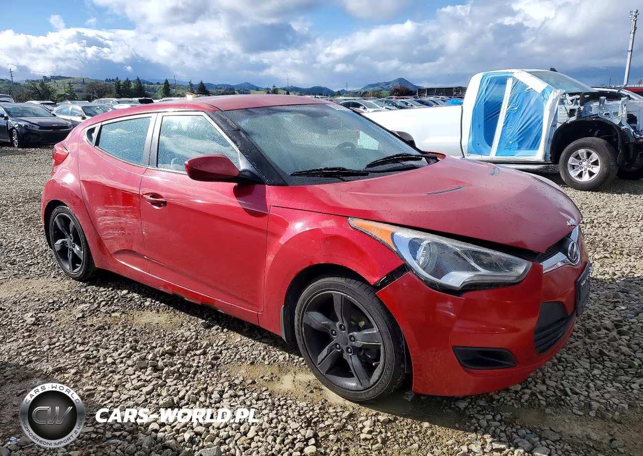 2013 Hyundai Veloster VIN:KMHTC6AD5DU093164 - 4
