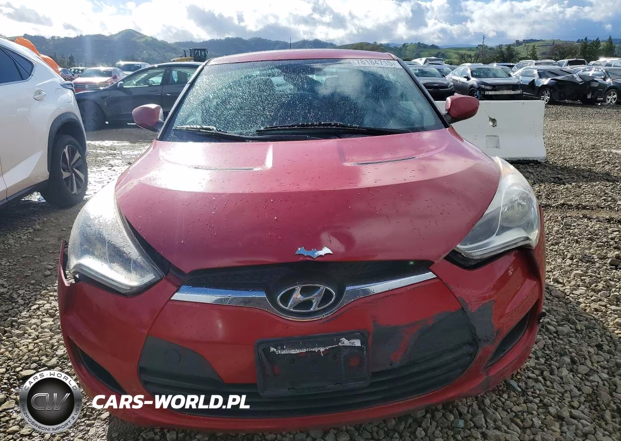 2013 Hyundai Veloster VIN:KMHTC6AD5DU093164 - 5
