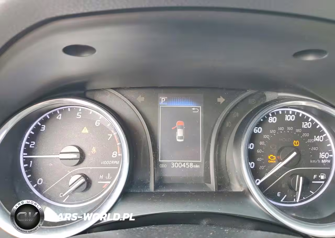 2018 Toyota Camry L VIN:4T1B11HK6JU058329 - 9