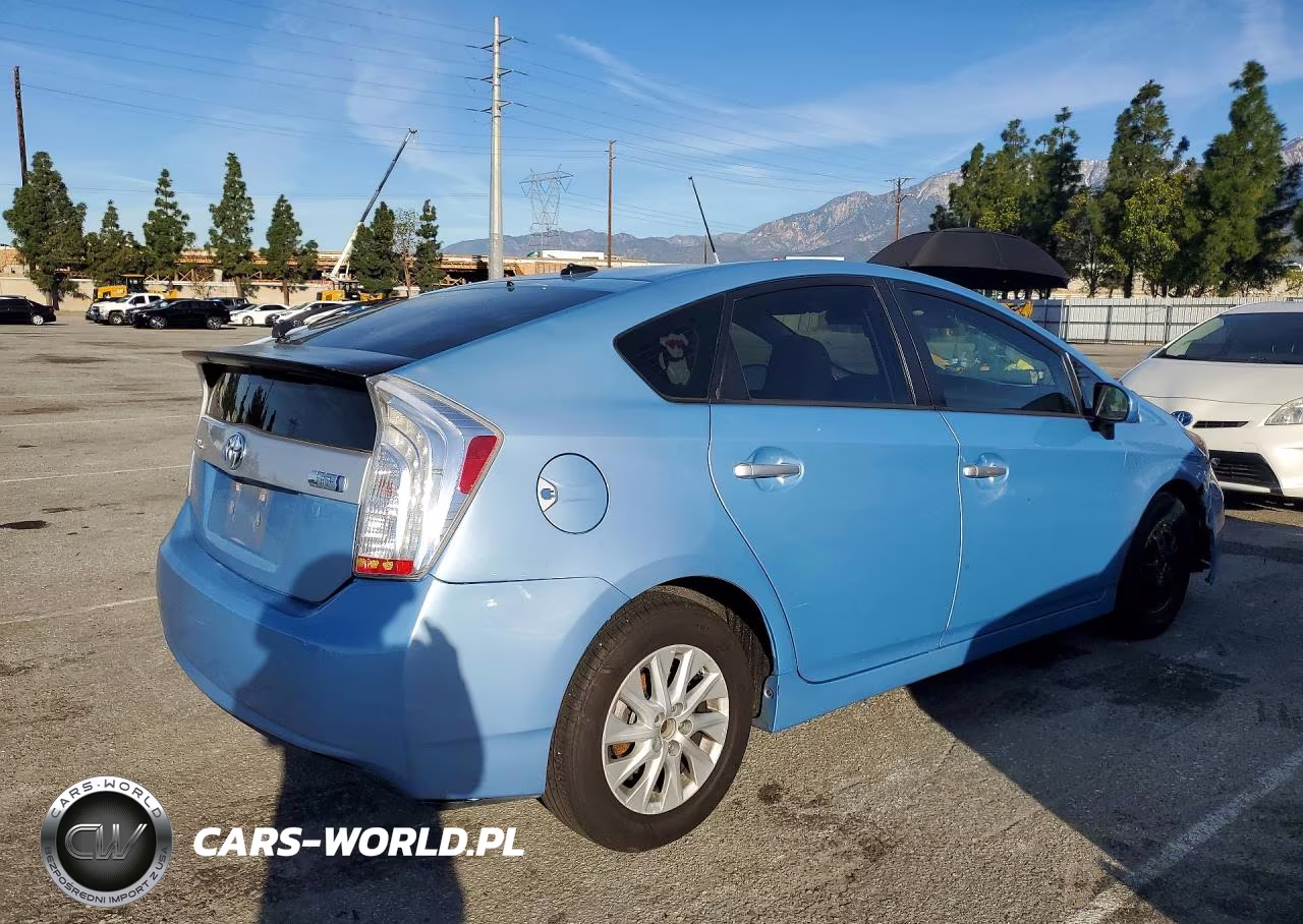 2013 Toyota Prius Plug-In VIN:JTDKN3DP4D3046163 - 3