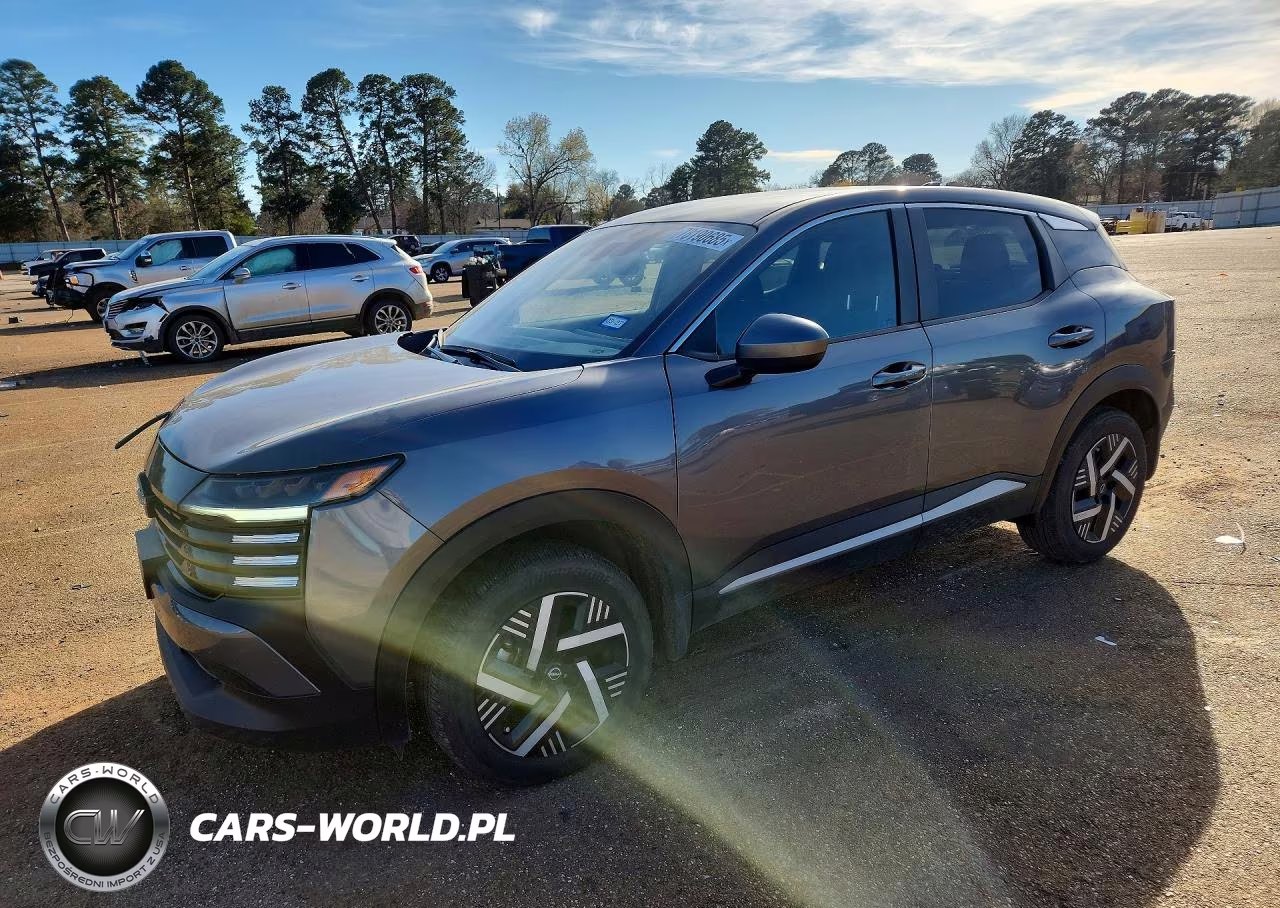2025 Nissan Kicks Sv
