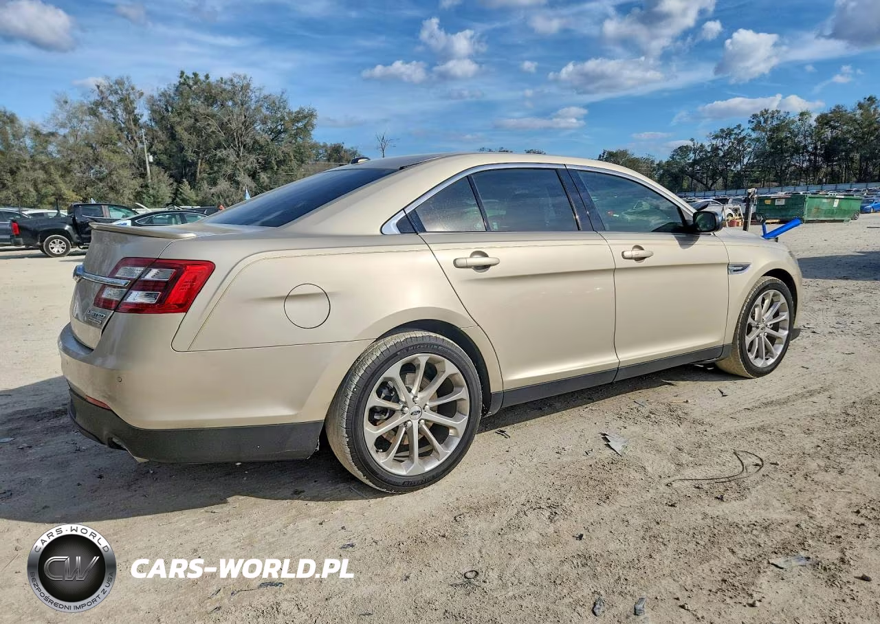 2018 Ford Taurus Limited VIN:1FAHP2F85JG105218 - 3
