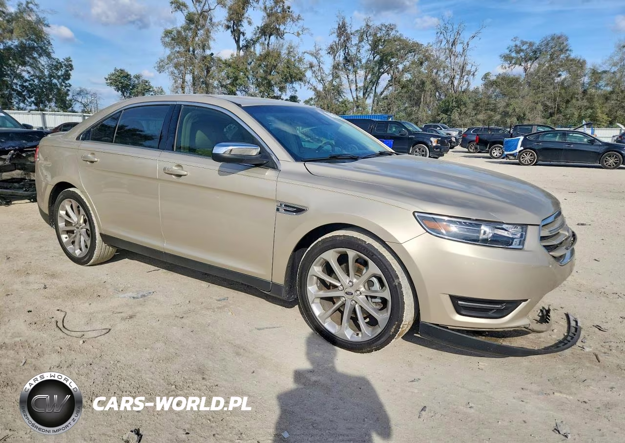 2018 Ford Taurus Limited VIN:1FAHP2F85JG105218 - 4