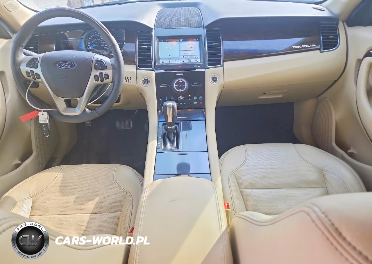 2018 Ford Taurus Limited VIN:1FAHP2F85JG105218 - 8