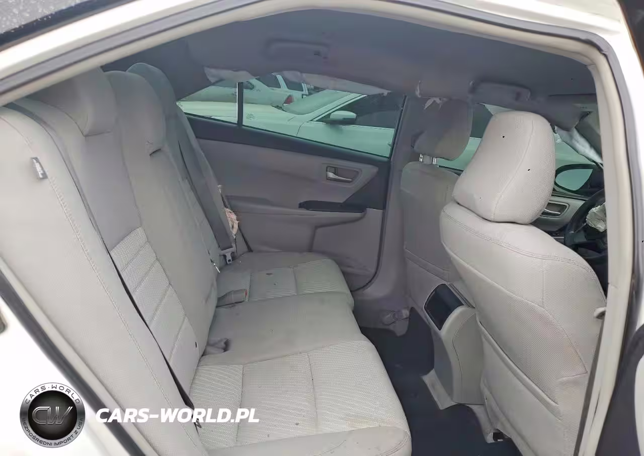 2015 Toyota Camry Le VIN:4T4BF1FK7FR513433 - 10