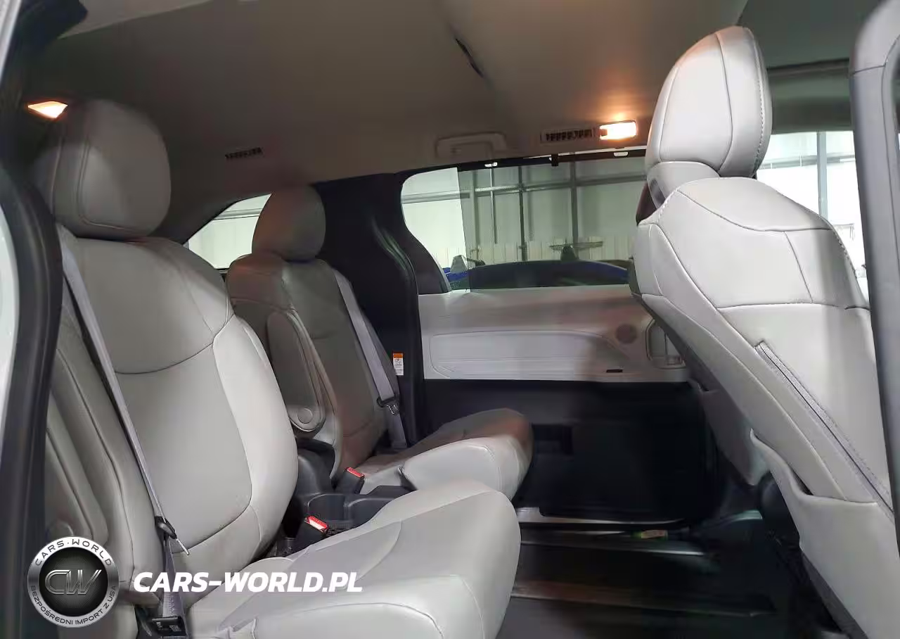2025 Toyota Sienna Xle VIN:5TDJSKFC3SS171370 - 11