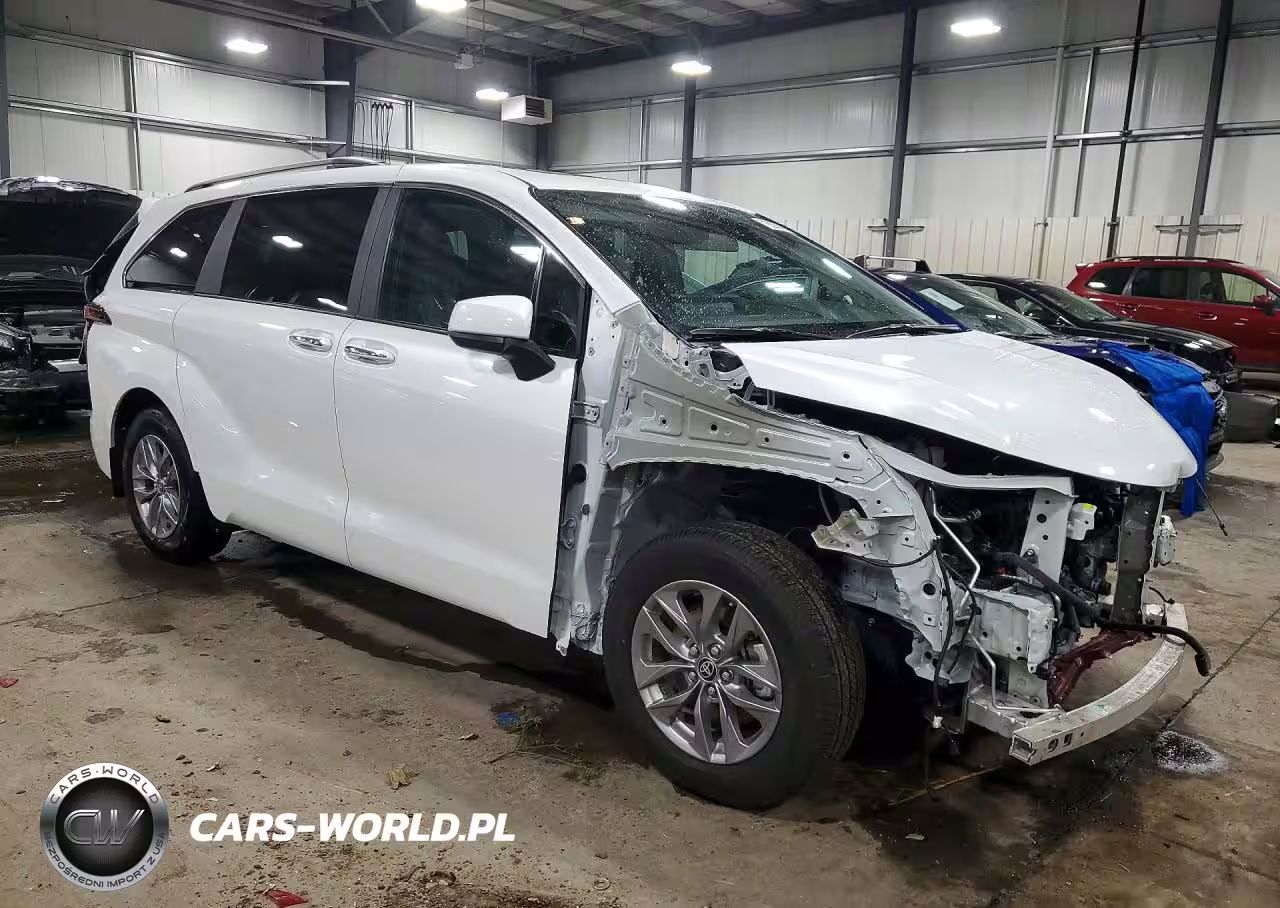 2025 Toyota Sienna Xle VIN:5TDJSKFC3SS171370 - 4