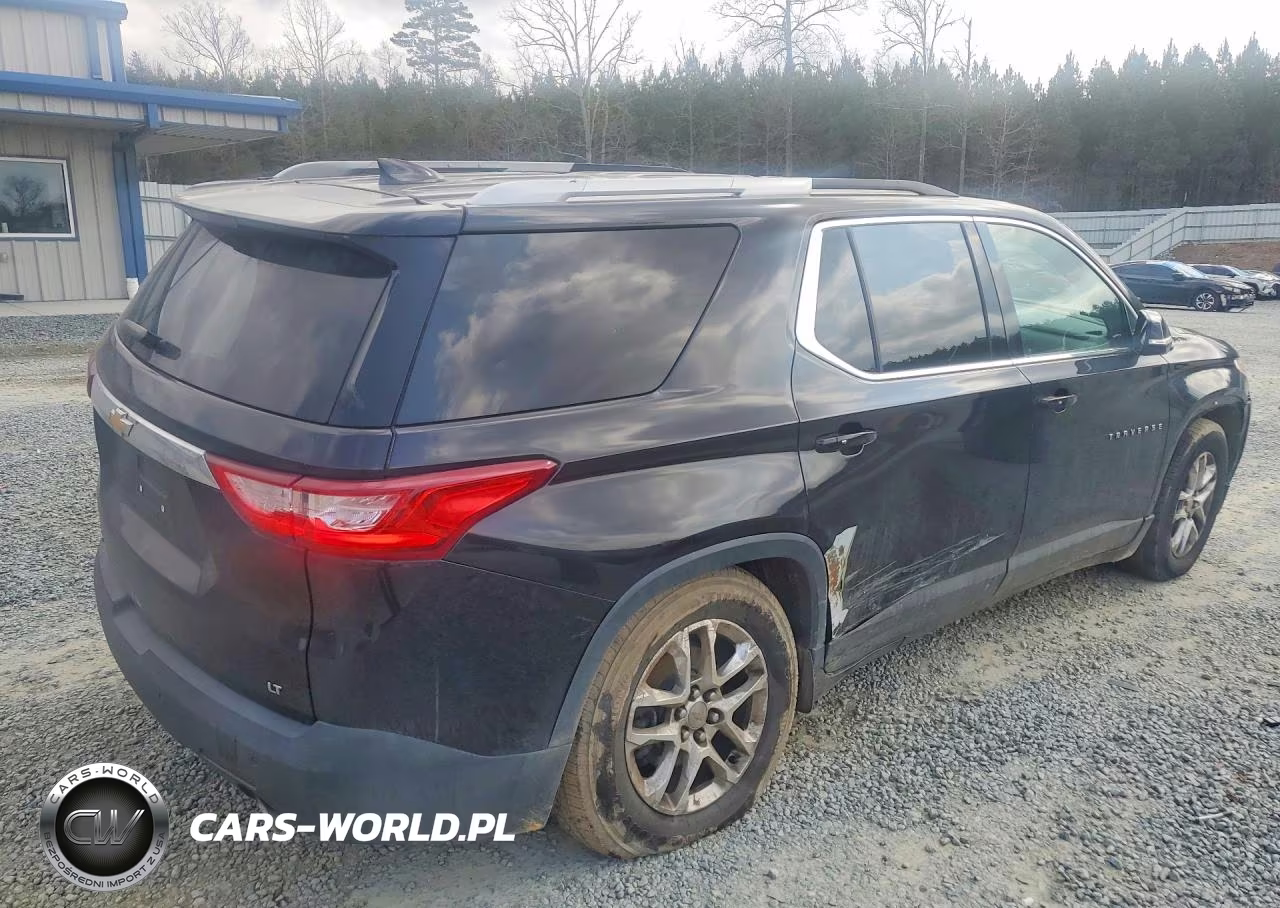 2018 Chevrolet Traverse Lt VIN:1GNEVGKW4JJ166896 - 3
