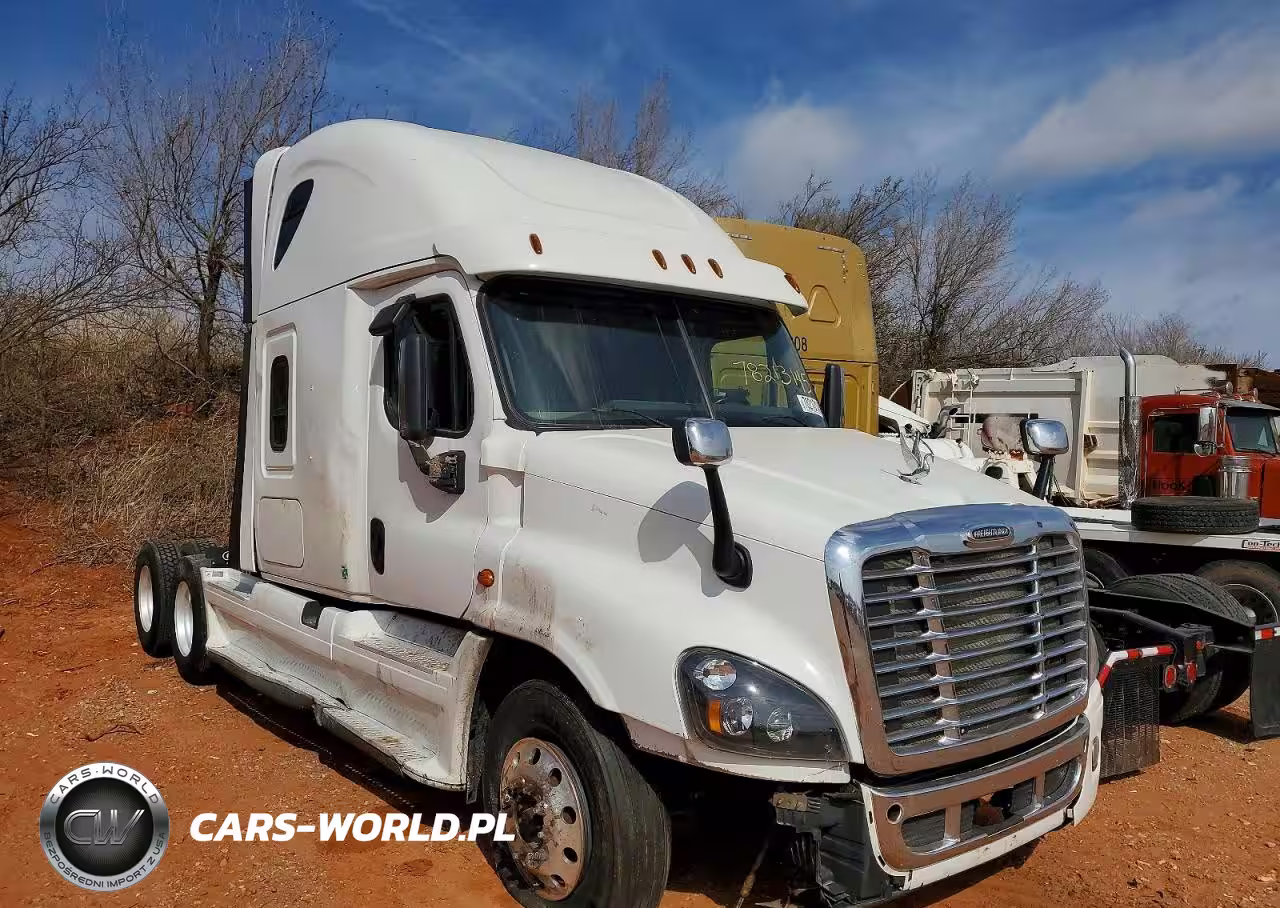 2015 Freightliner Cascadia 125 Semi Truck