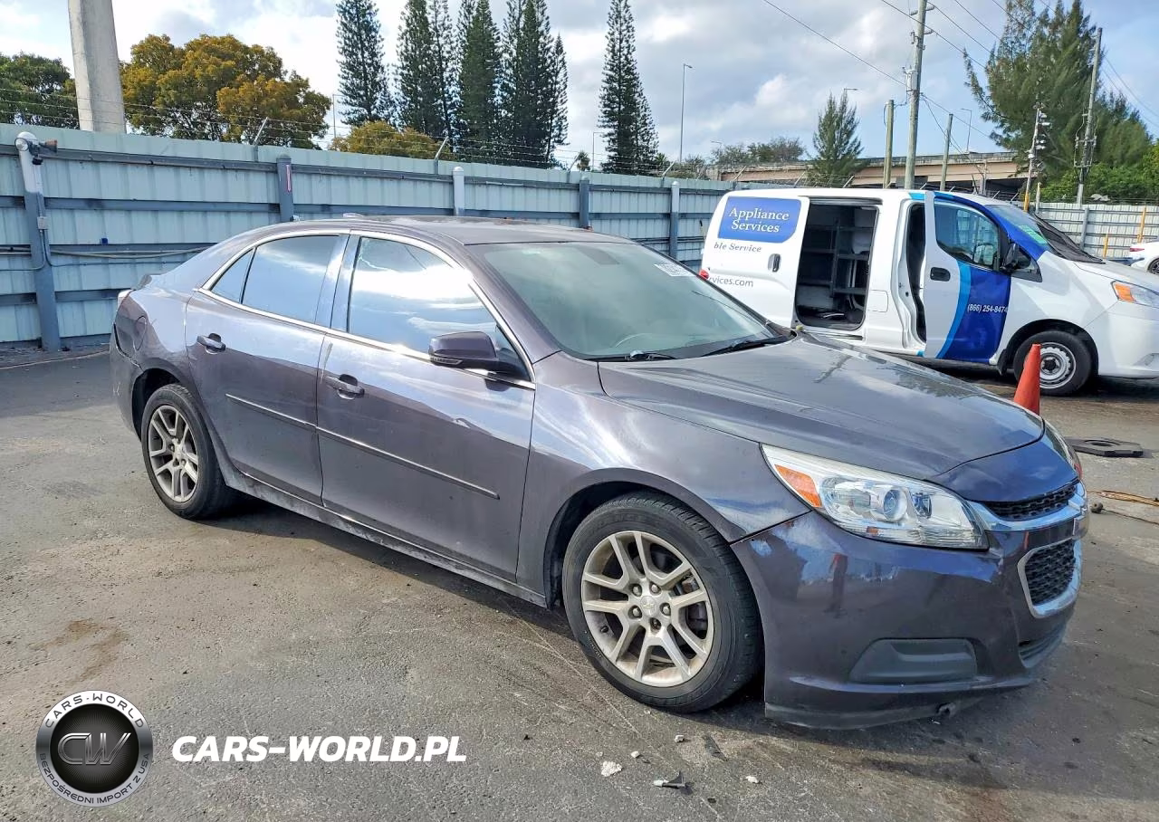 2015 Chevrolet Malibu 1Lt VIN:1G11C5SL7FF166384 - 4