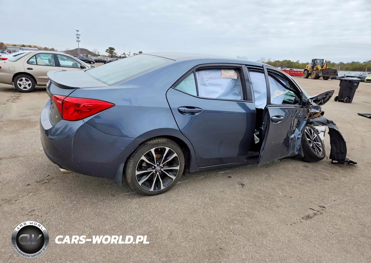 2017 Toyota Corolla Se VIN:2T1BURHE5HC800960 - 3