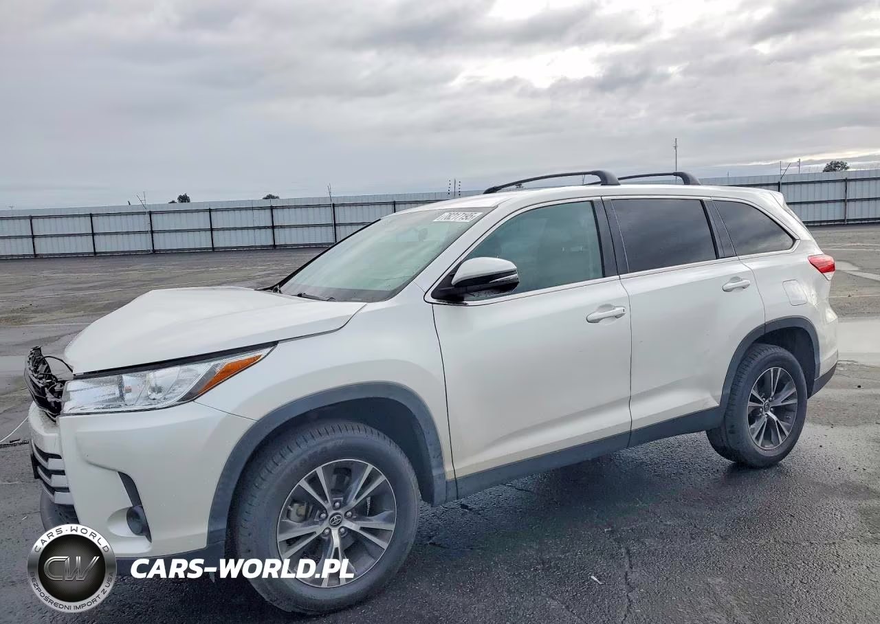 2019 Toyota Highlander Le