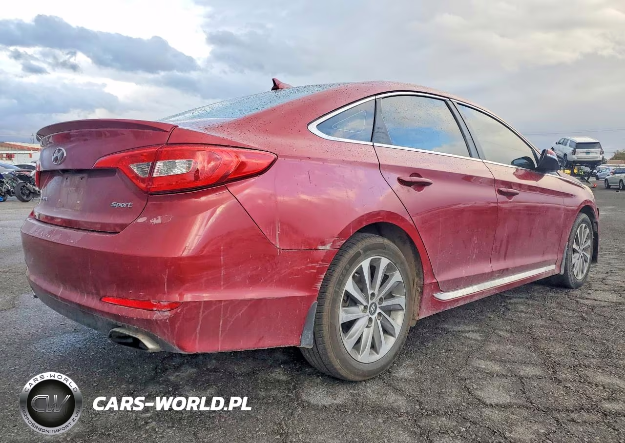 2015 Hyundai Sonata Sport VIN:5NPE34AFXFH258478 - 3