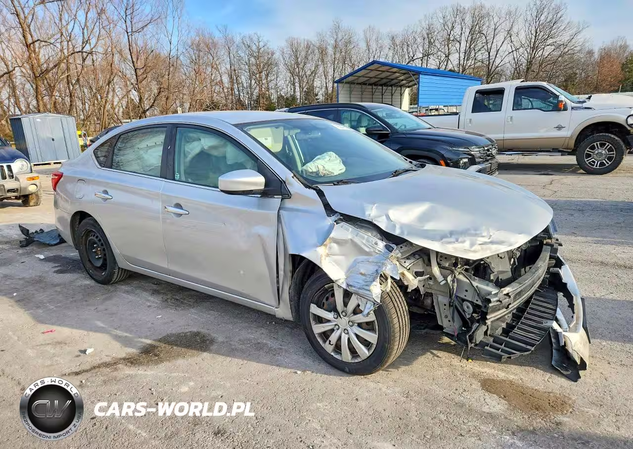 2018 Nissan Sentra S VIN:3N1AB7AP0JY280273 - 4
