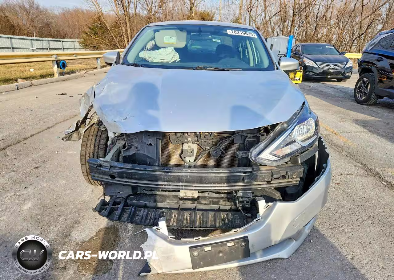 2018 Nissan Sentra S VIN:3N1AB7AP0JY280273 - 5