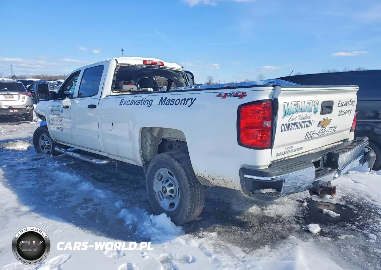 2015 Chevrolet Silverado K2500 Heavy Duty VIN:1GC1KUEG2FF619930 - 2