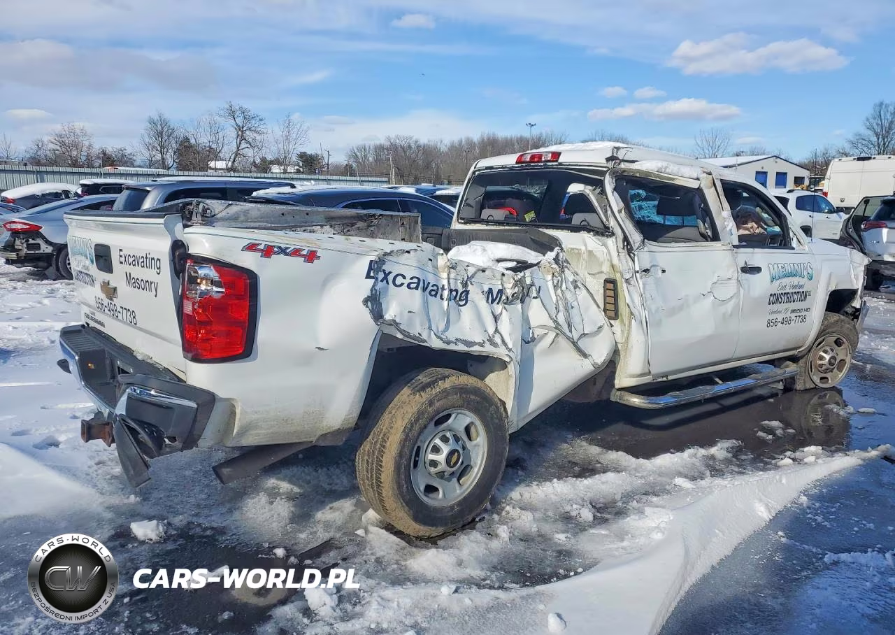 2015 Chevrolet Silverado K2500 Heavy Duty VIN:1GC1KUEG2FF619930 - 3
