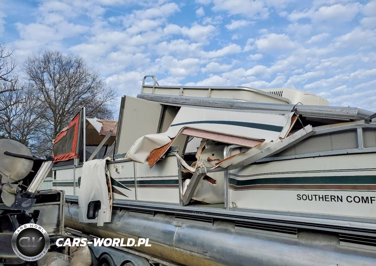 2000 Yg1D Super Glide - Pontoon Boat VIN:BUJ60970D000 - 9