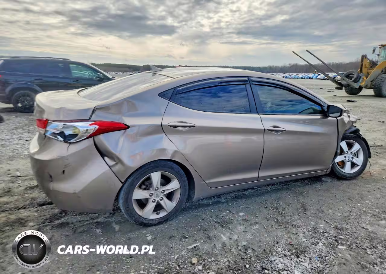 2013 Hyun Elantra Gls VIN:5NPDH4AE3DH310809 - 3