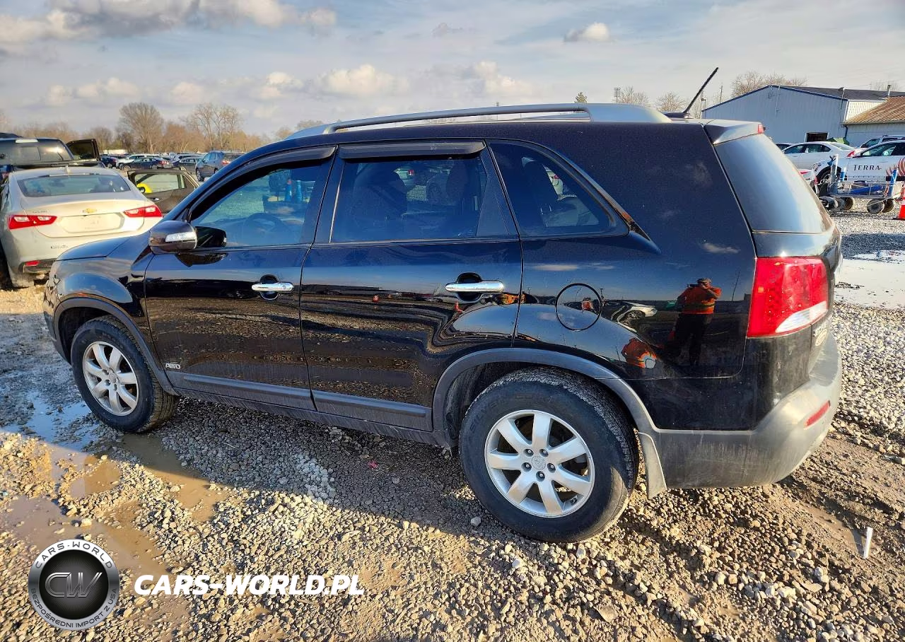 2011 Kia Sorento Lx VIN:5XYKTDA13BG173488 - 2