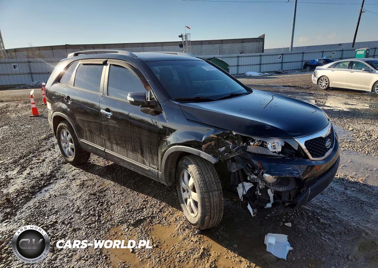 2011 Kia Sorento Lx VIN:5XYKTDA13BG173488 - 4