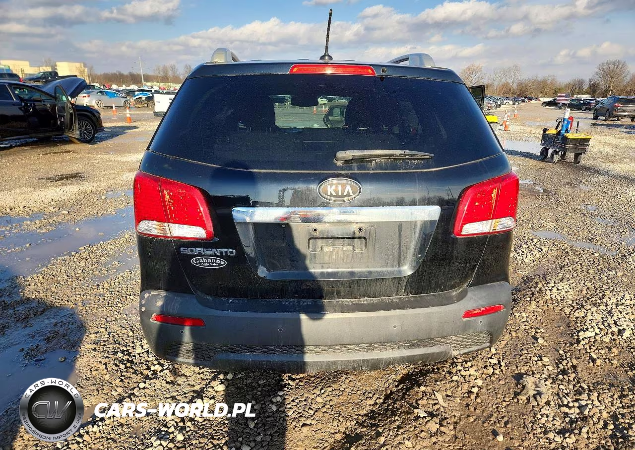 2011 Kia Sorento Lx VIN:5XYKTDA13BG173488 - 6