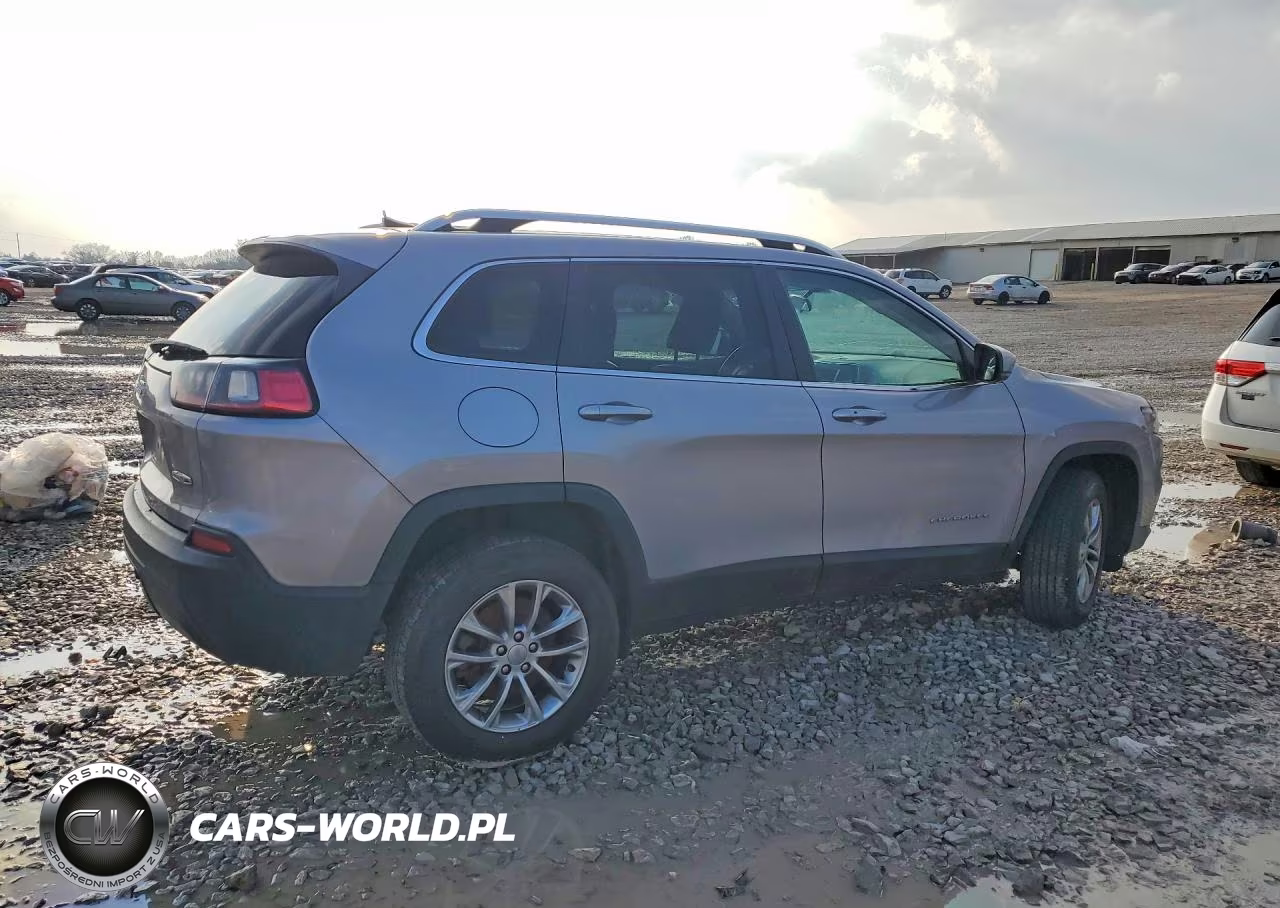 2020 Jeep Cherokee Latitude Plus VIN:1C4PJMLB8LD651874 - 3