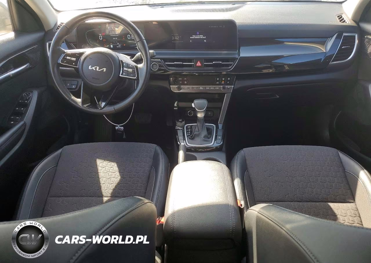 2025 Kia Seltos S VIN:KNDEU2AA4S7723437 - 8