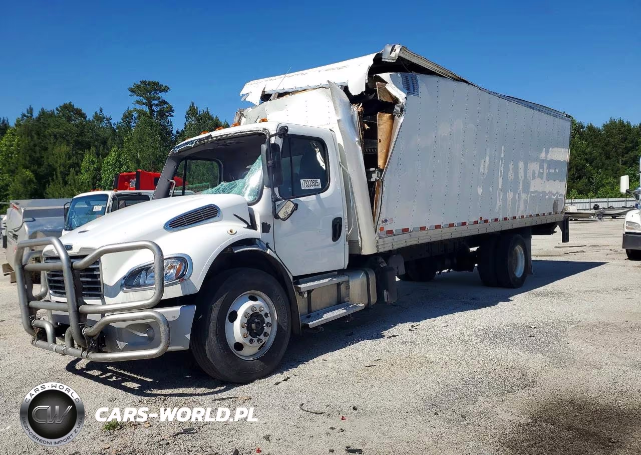 2022 Freightliner Business Class M2 Box Truck