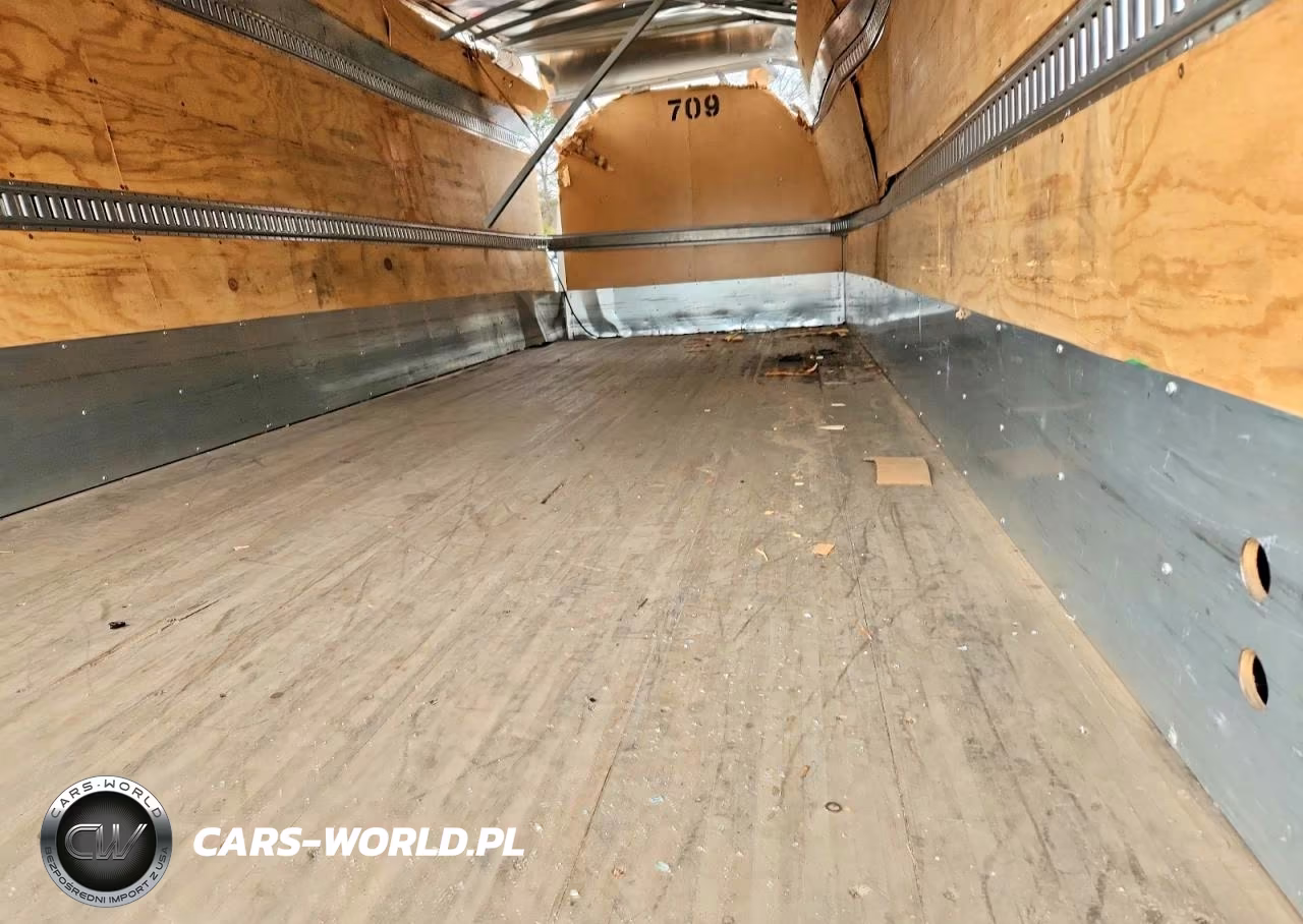 2022 Freightliner Business Class M2 Box Truck VIN:1FVACWFC1NHNP4457 - 11
