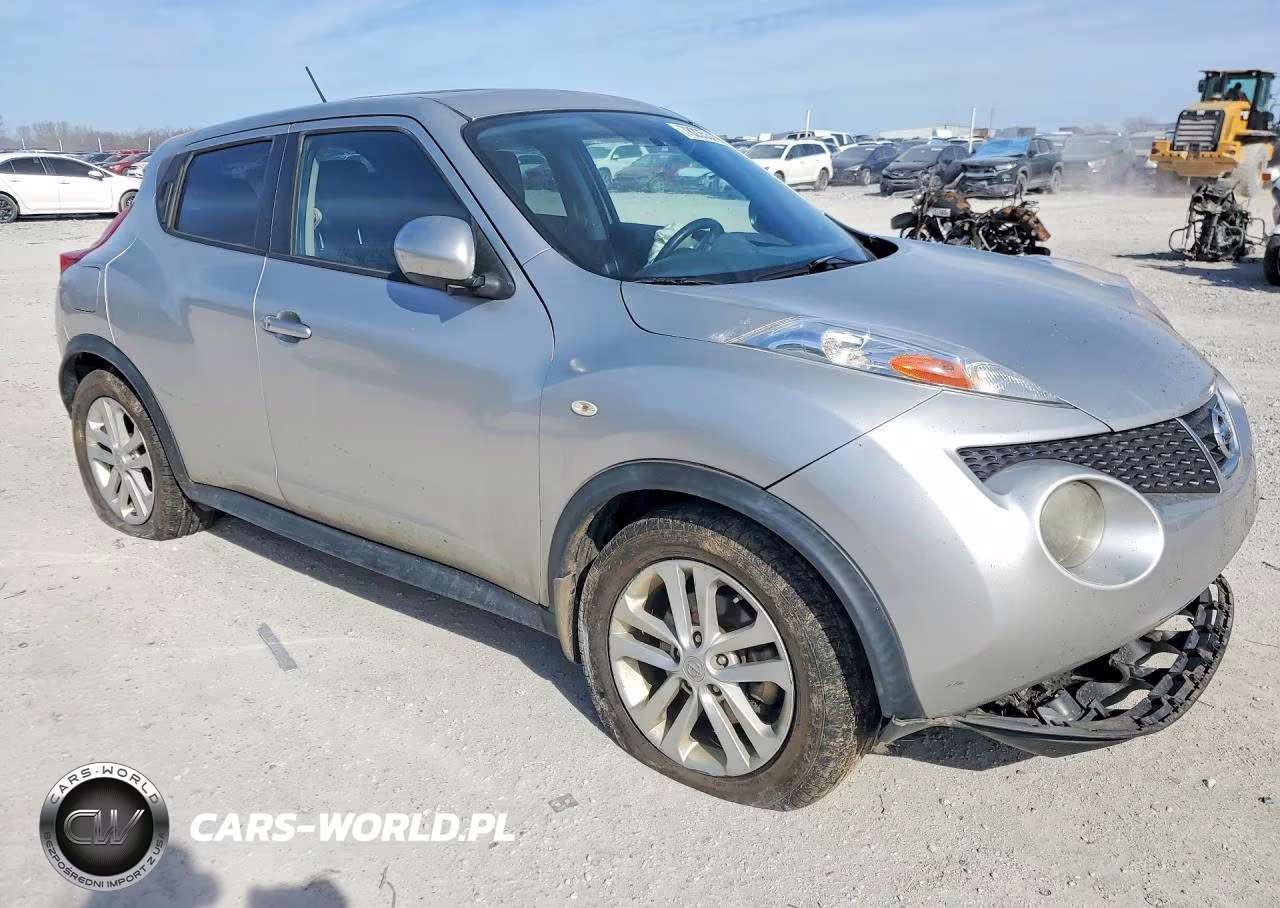 2011 Nissan Juke S VIN:JN8AF5MV1BT019684 - 4