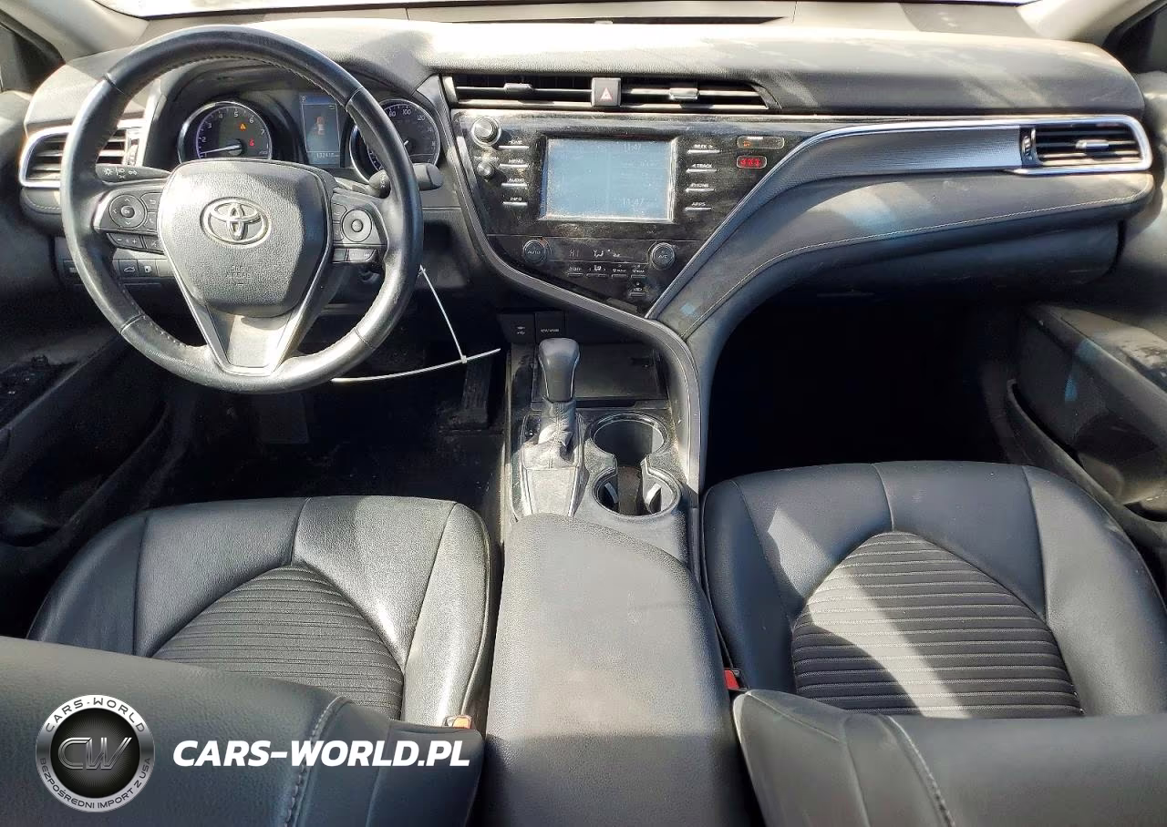 2018 Toyota Camry L VIN:4T1B11HK2JU649466 - 8