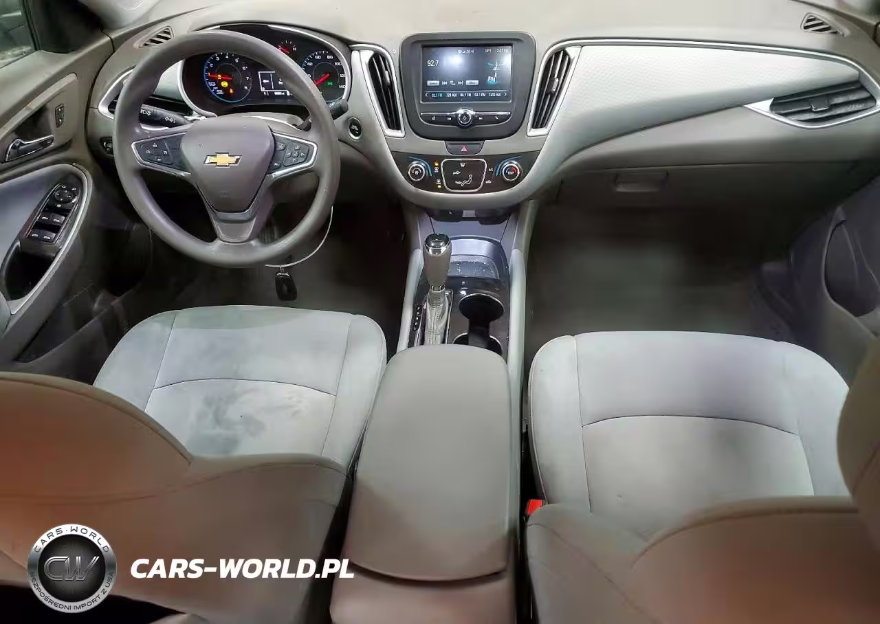 2018 Chevrolet Malibu Ls VIN:1G1ZB5ST0JF110270 - 8