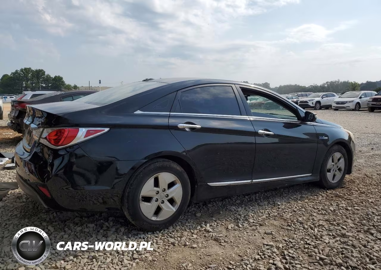 2012 Hyundai Sonata Hybrid VIN:KMHEC4A41CA037946 - 3
