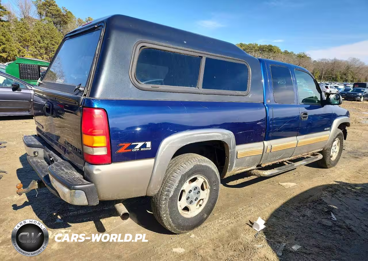 2002 Chevrolet Silverado K1500 VIN:2GCEK19T421305687 - 3