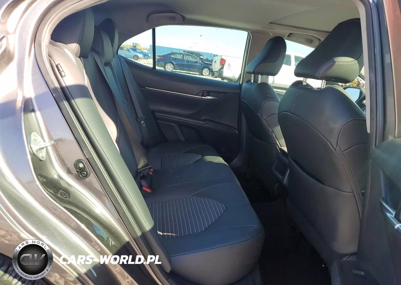 2024 Toyota Camry VIN:4T1T11AK8RU916913 - 10