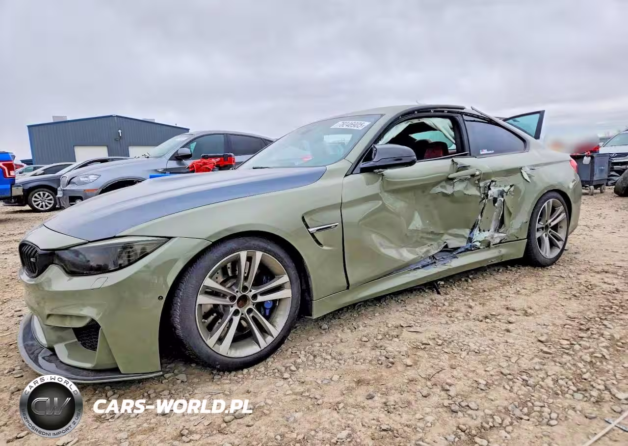 2015 BMW Motorrad M4