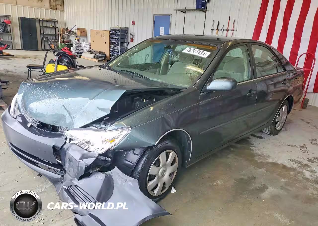 2004 Toyota Camry Le