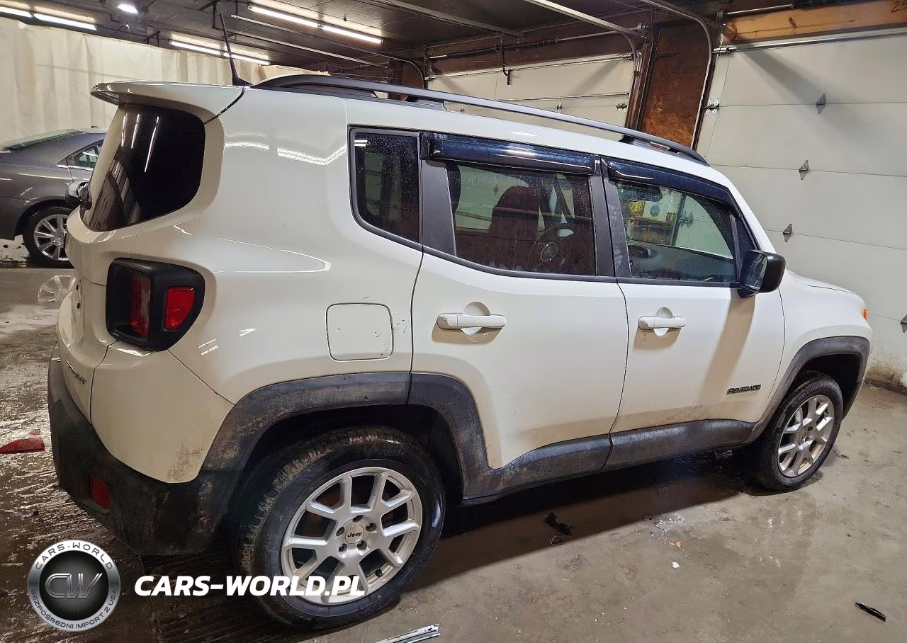 2022 Jeep Renegade Sport VIN:ZACNJDA10NPN67860 - 3