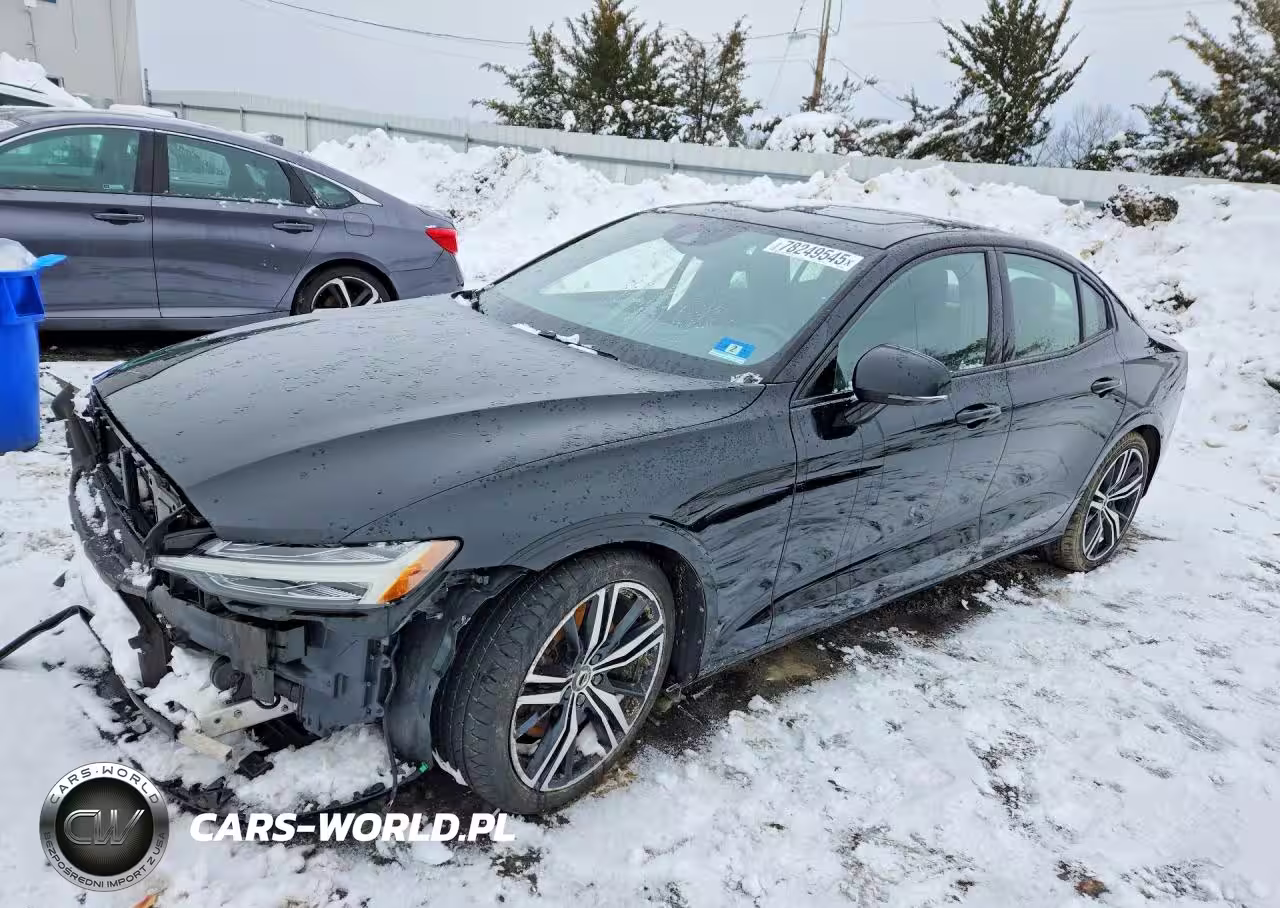 2019 Volvo S60 T6 R-Design