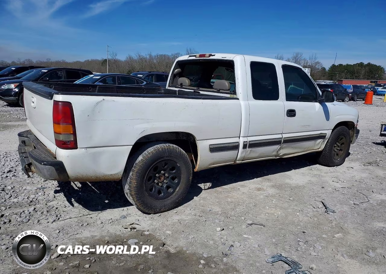 2002 Chevrolet Silverado C1500 VIN:2GCEC19T721242243 - 3