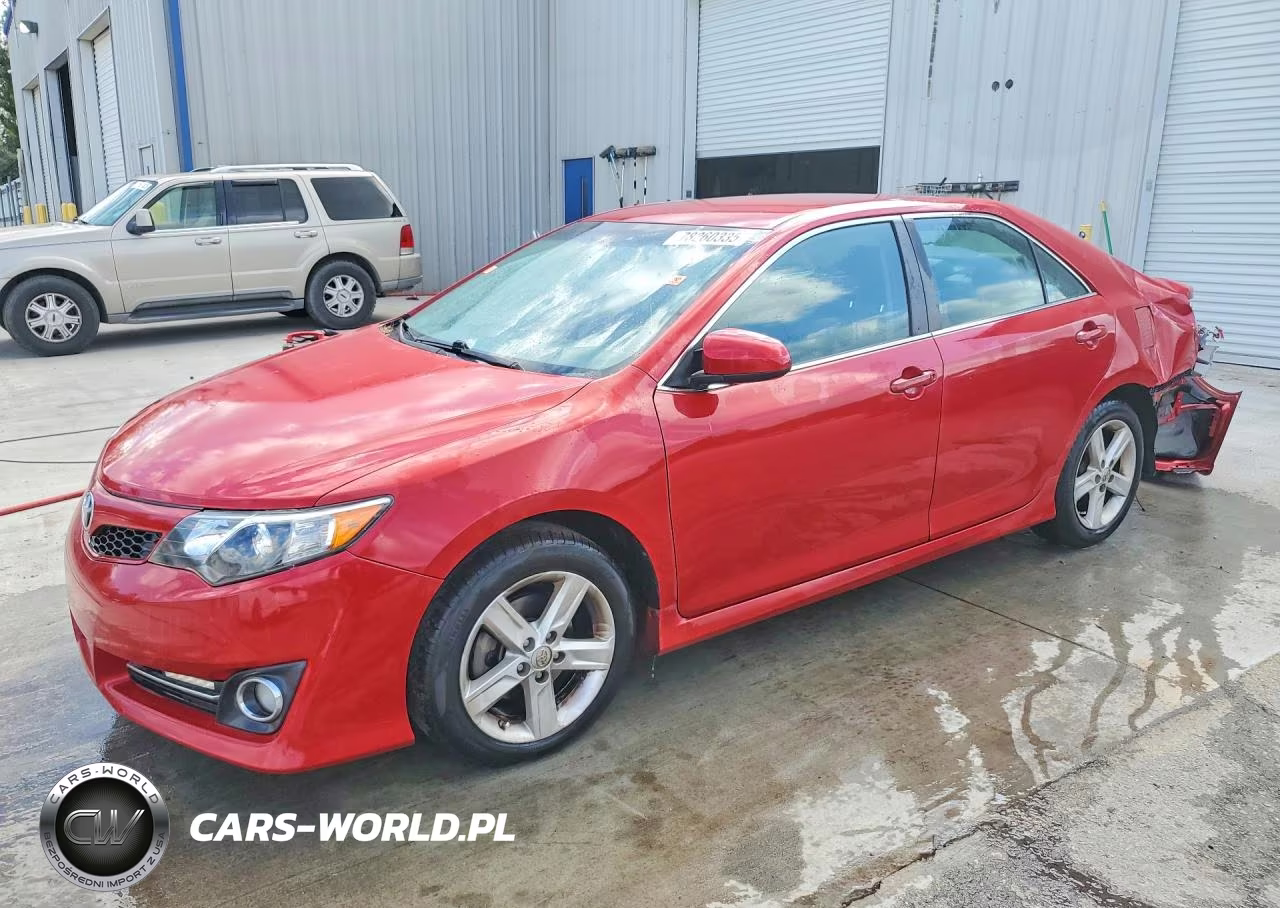 2014 Toyota Camry Se – zdjęcie 1 z 12