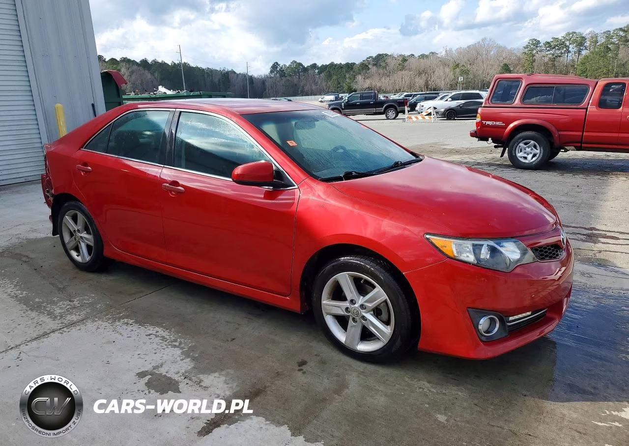 2014 Toyota Camry Se VIN:4T1BF1FK5EU867542 - 4