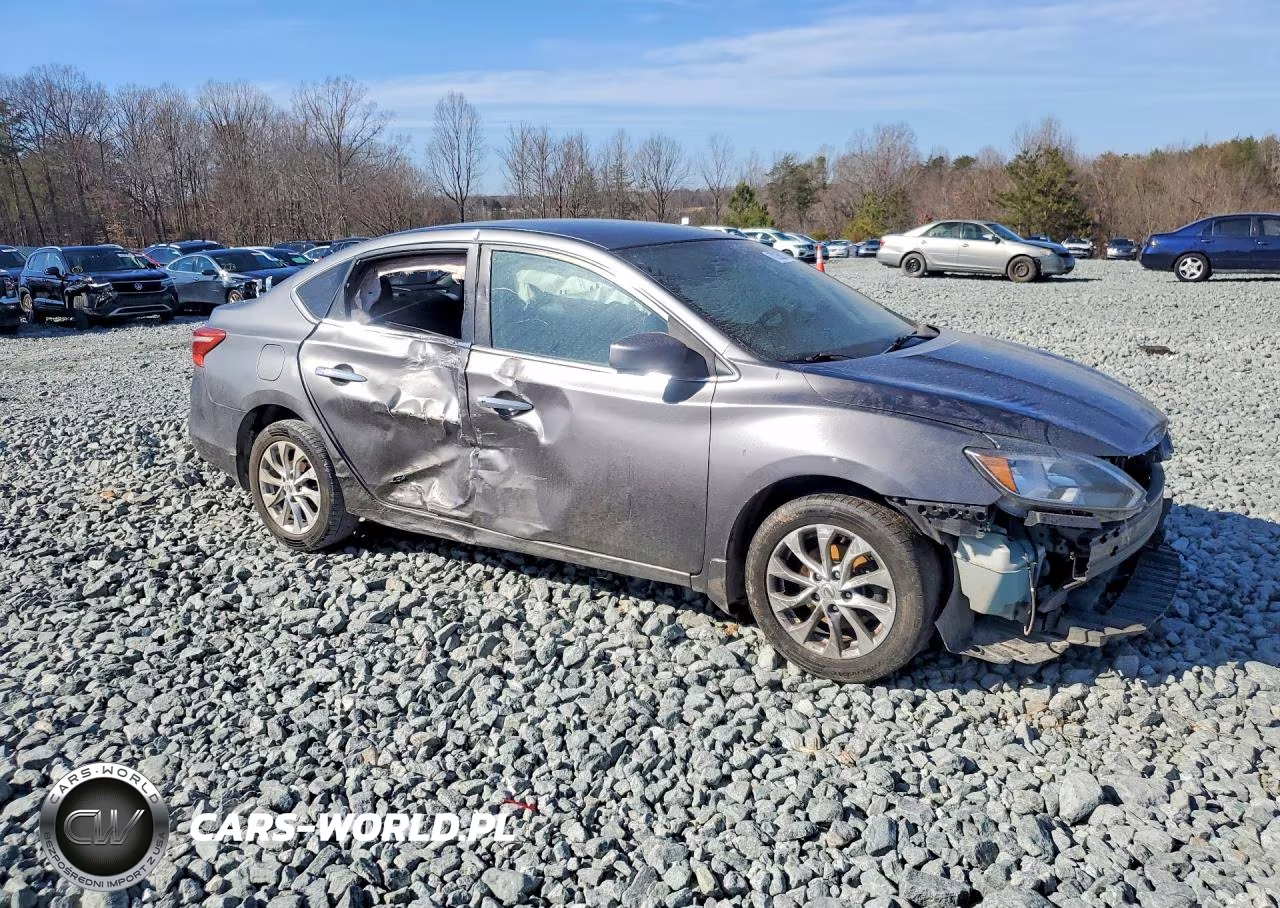 2018 Nissan Sentra S VIN:3N1AB7AP8JY287228 - 4