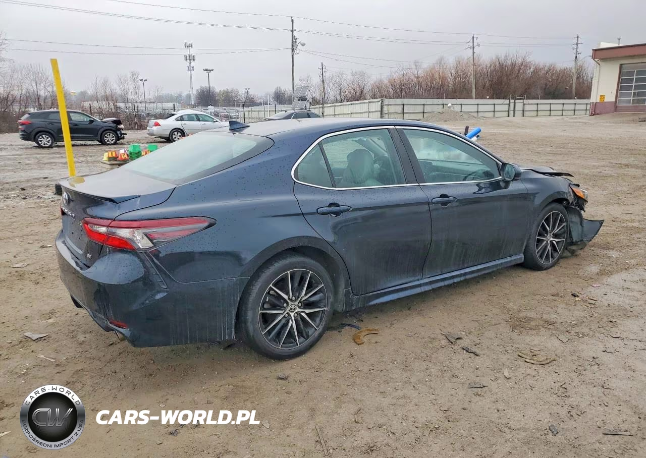 2021 Toyota Camry Se VIN:4T1G11AK8MU605833 - 3