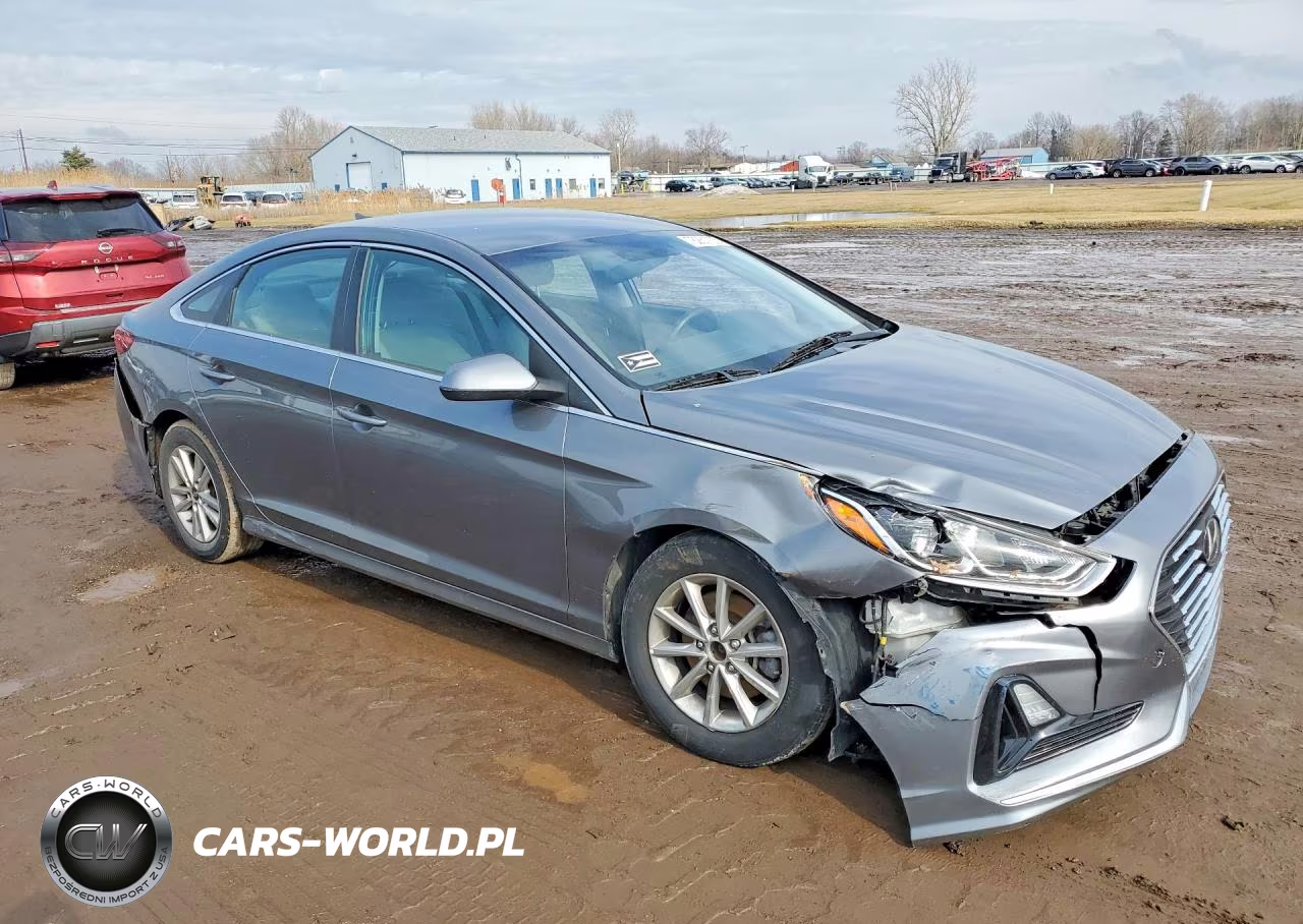 2018 Hyundai Sonata Se VIN:5NPE24AF0JH665849 - 4