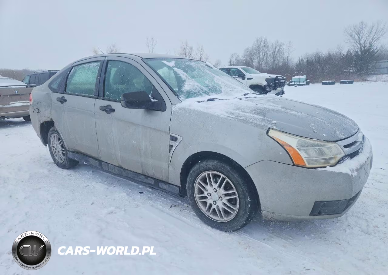 2008 Ford Focus Se VIN:1FAHP35N78W267591 - 4