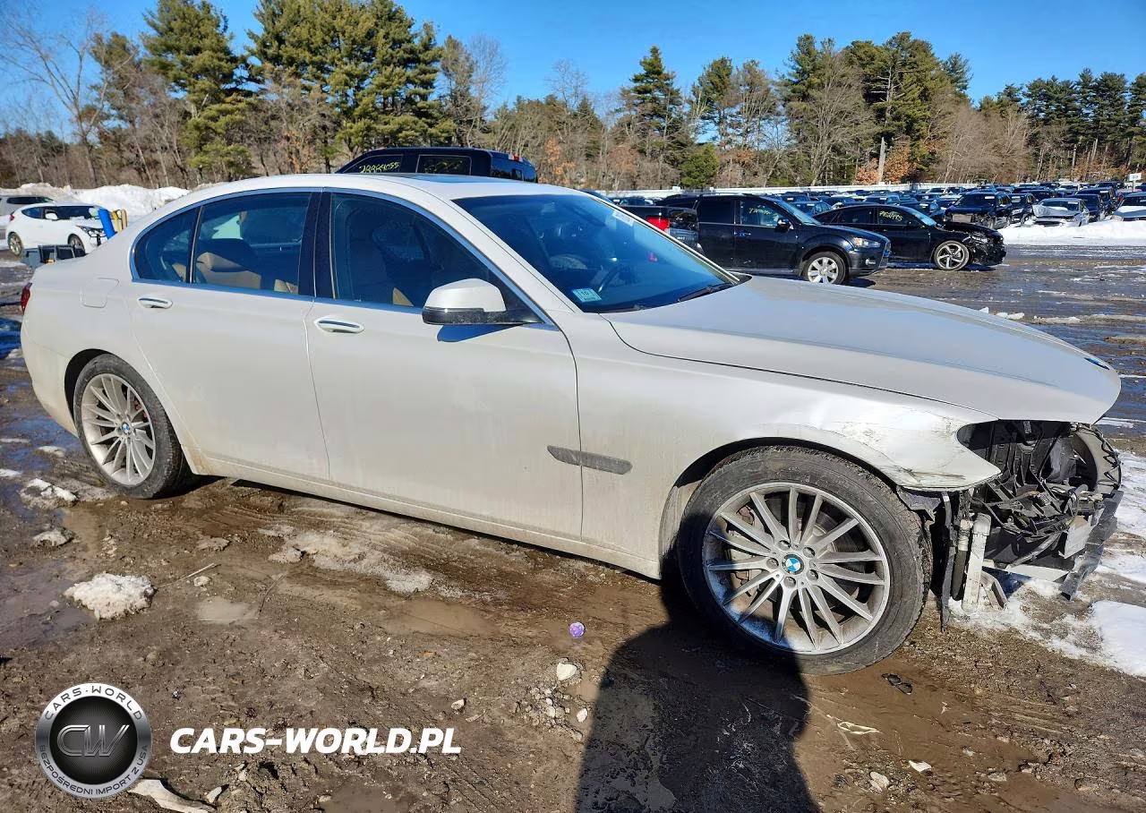 2013 BMW 750 Xi VIN:WBAYB6C58DD223664 - 4