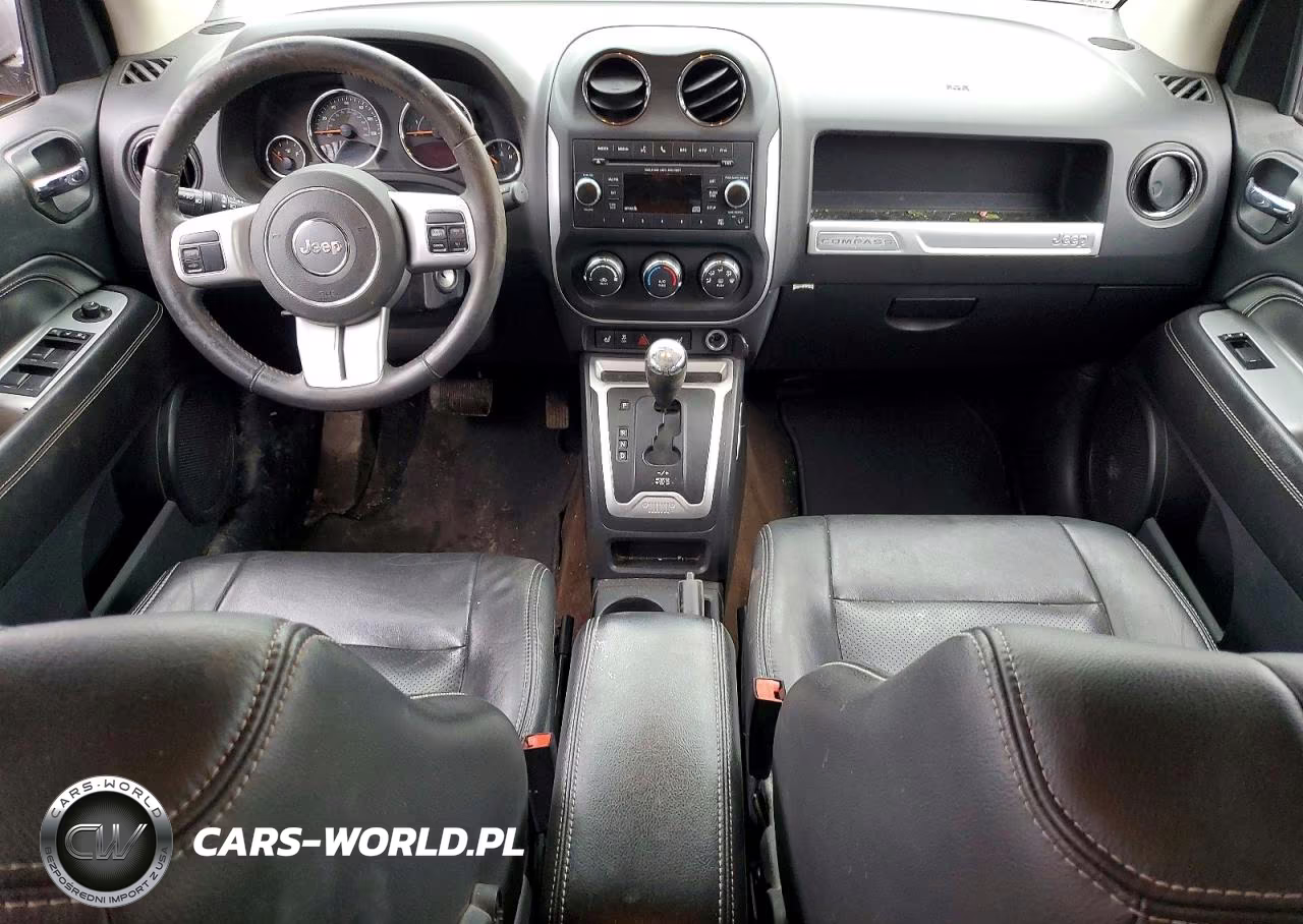 2015 Jeep Compass Latitude VIN:1C4NJDEB7FD184570 - 8